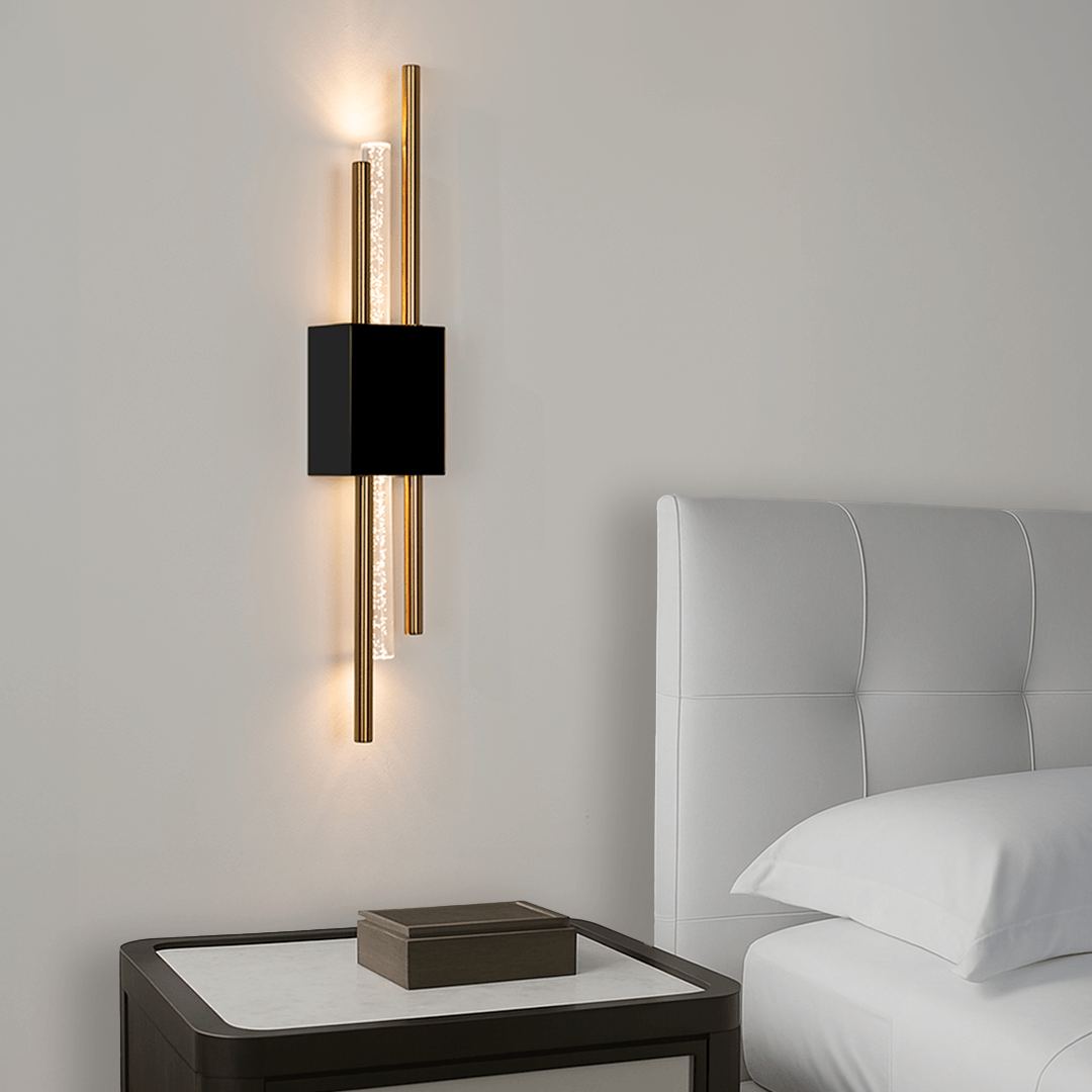 Glitch Wired Sconce • Black & Gold