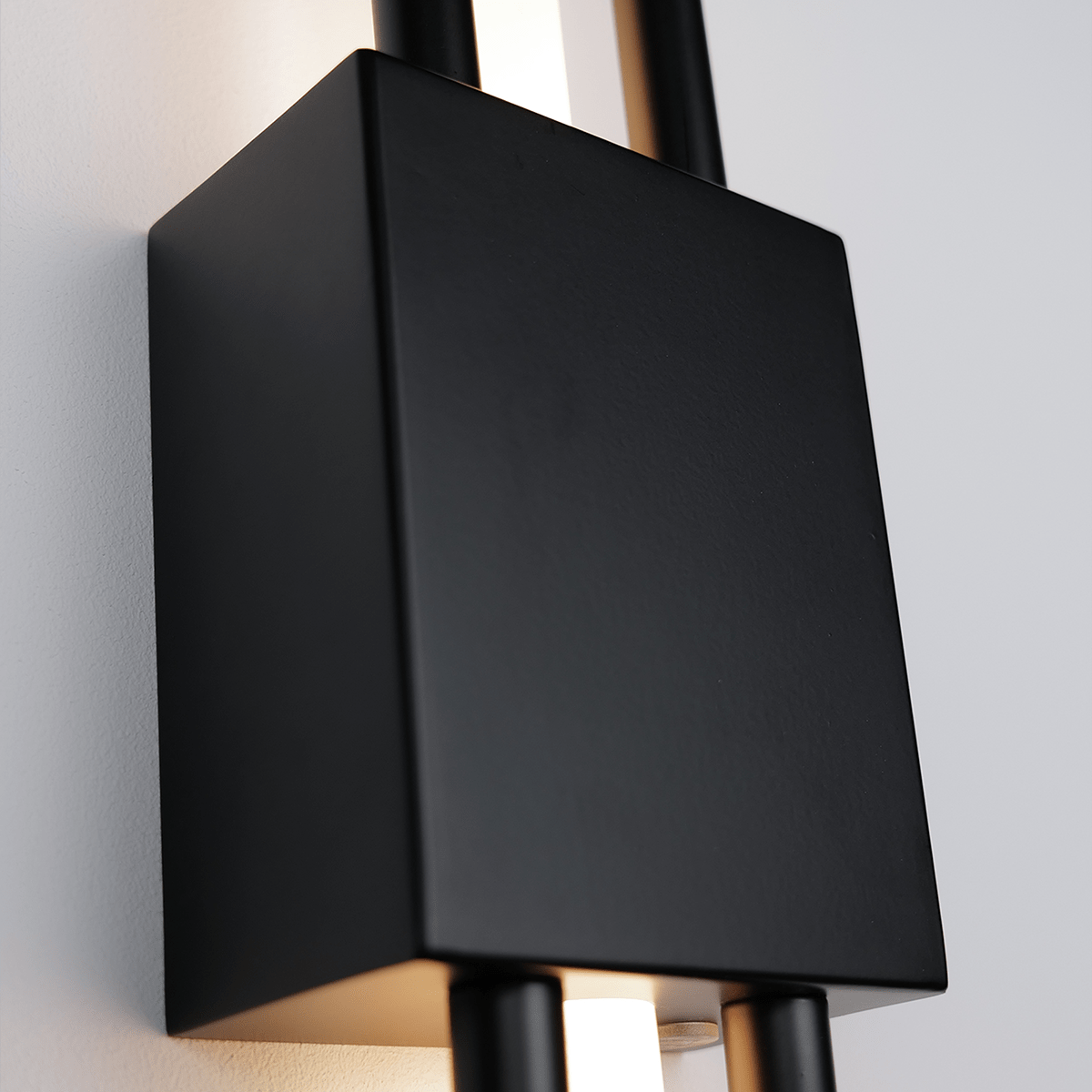 Glitch • Black • Hard - Wired • 2 Pack - Haus of Interiors